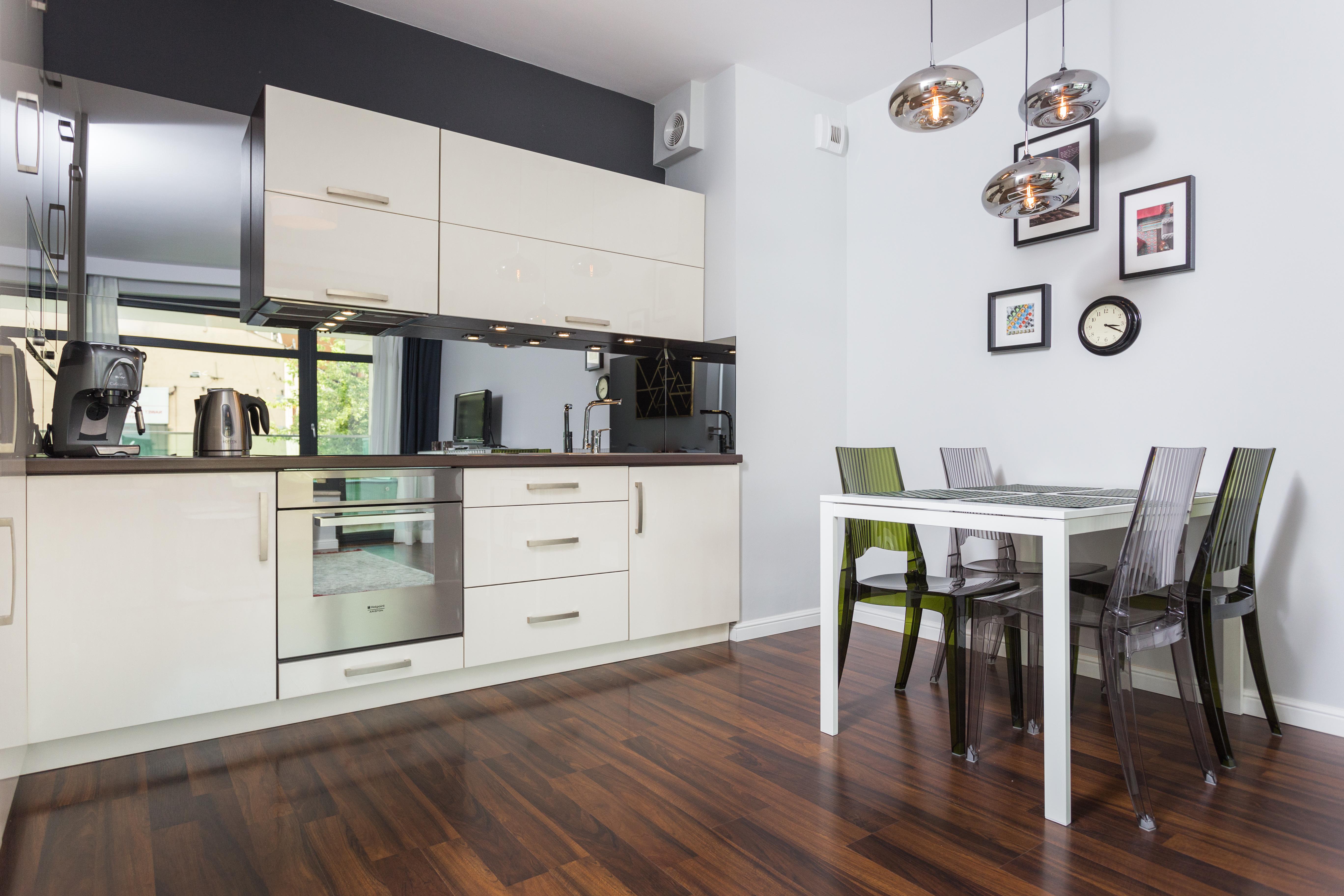 Inpoint With Parking Available 3* Krakau